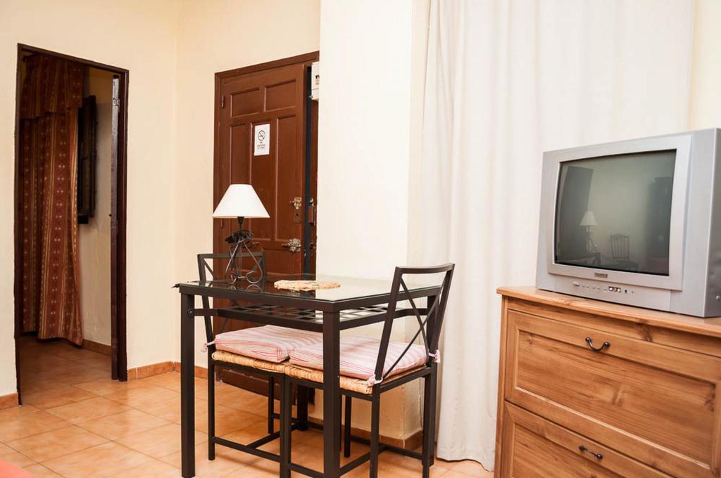 Pension La Montorena Sevilla Kültér fotó